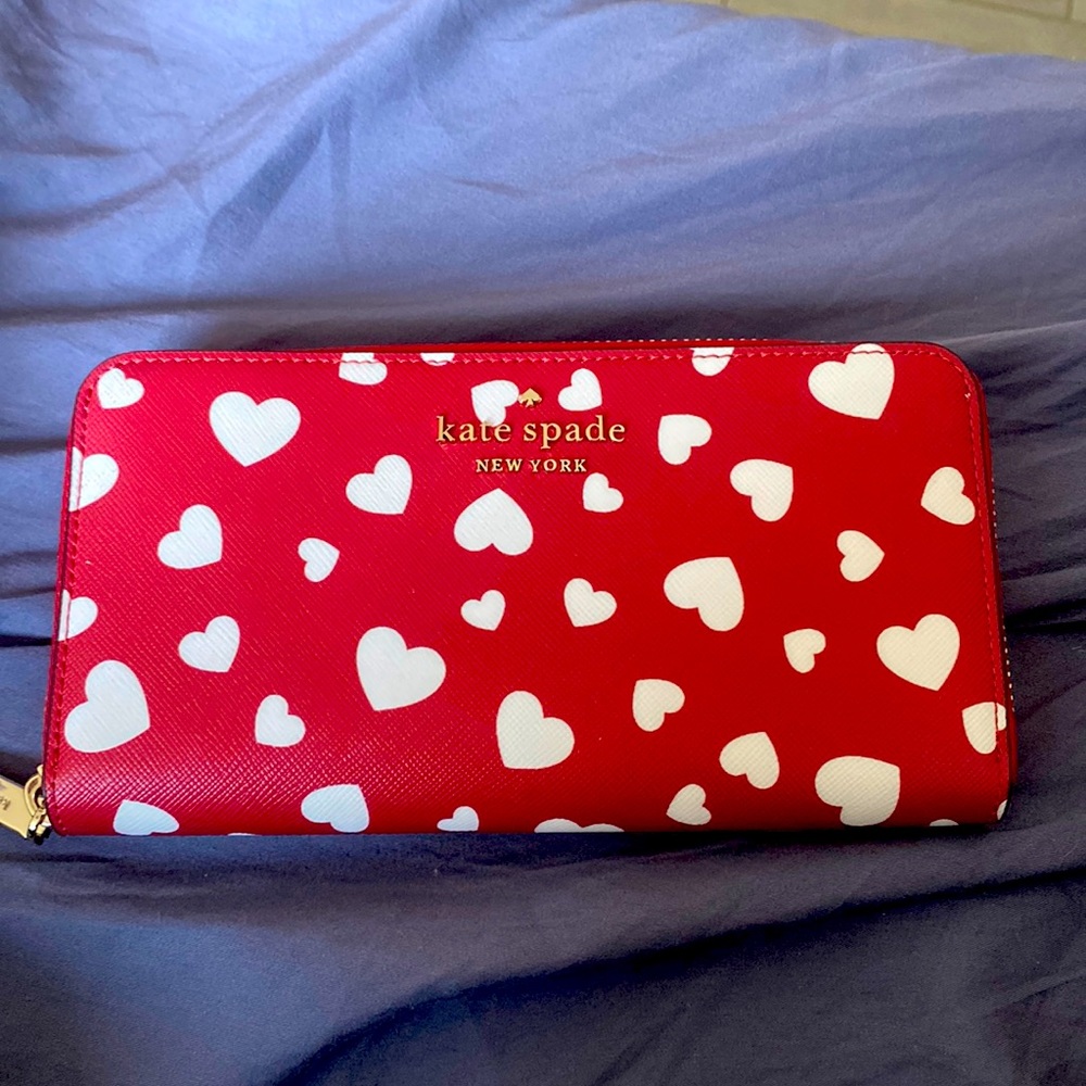 Red heart Kate Spade wallet